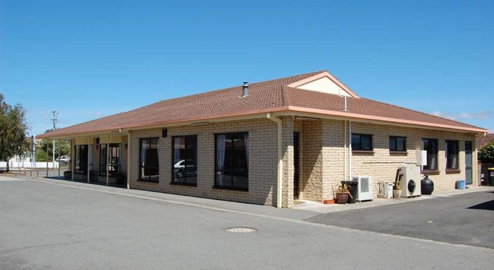 Seasonal South Motel & Function Centre アルバーストン エクステリア 写真