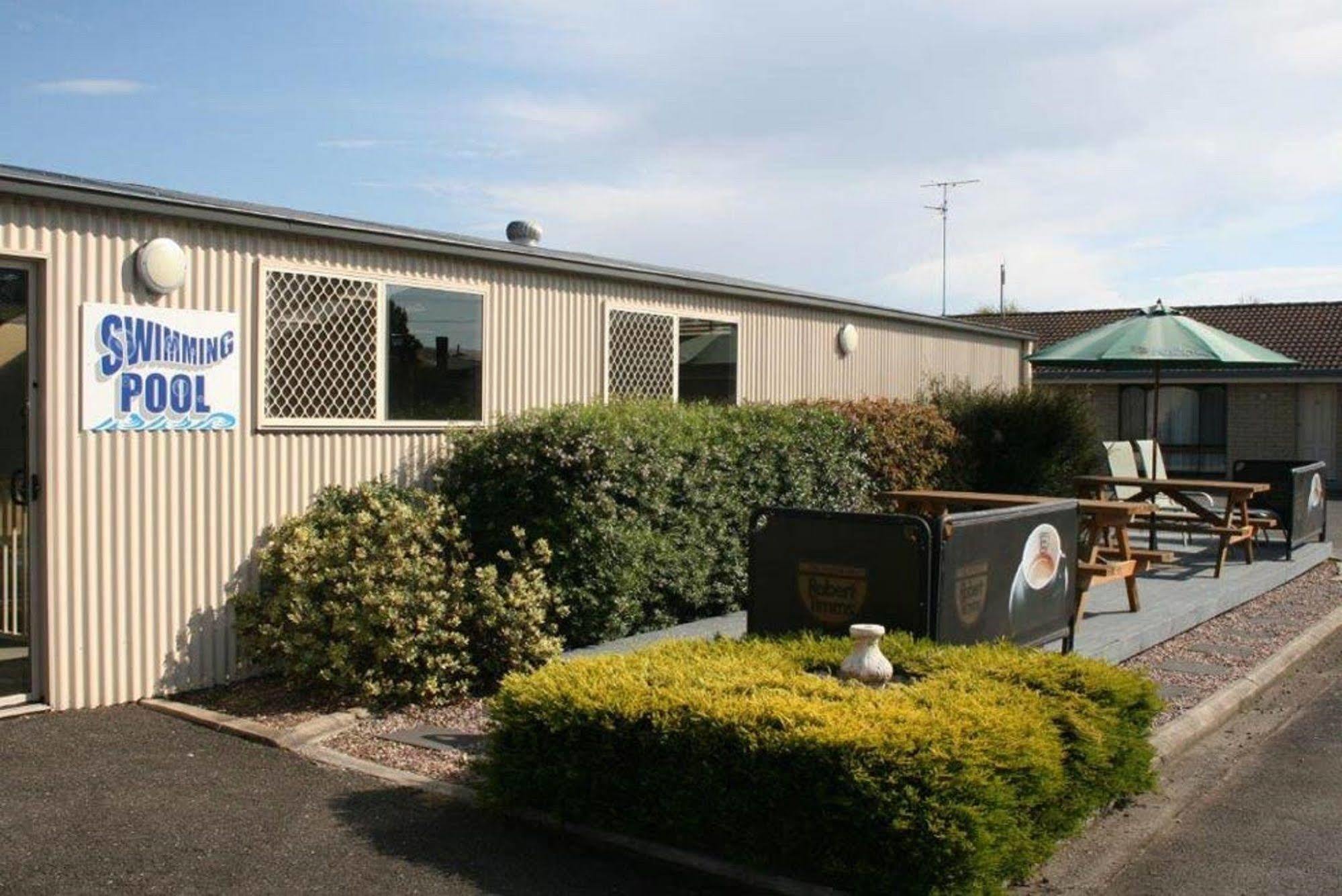 Seasonal South Motel & Function Centre アルバーストン エクステリア 写真